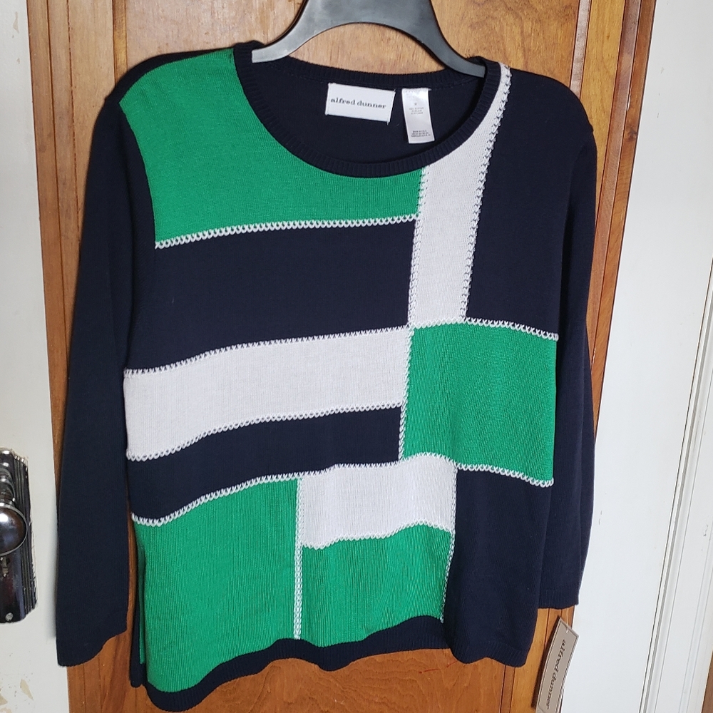 NWT Alfred Dunner Green, Navy Sweater Medium